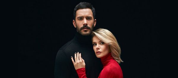 Актеры сериала Kuzgun (Вороной) - Sputnik Азербайджан