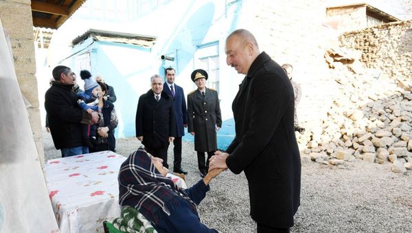 Prezident İlham Əliyev zəlzələnin baş verdiyi Şamaxıda olub - Sputnik Азербайджан