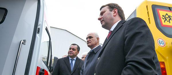 Министры экономики Азербайджана и России приняли участие в церемонии закладки в Гаджигабуле нового автомобильного завода - Sputnik Азербайджан
