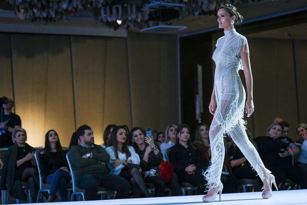 Чемпионат мира по свадебной прическе и макияжу и международный конкурс Dress of the World в Баку Чемпионат мира по свадебной прическе и макияжу и международный конкурс Dress of the World в Баку - Sputnik Азербайджан