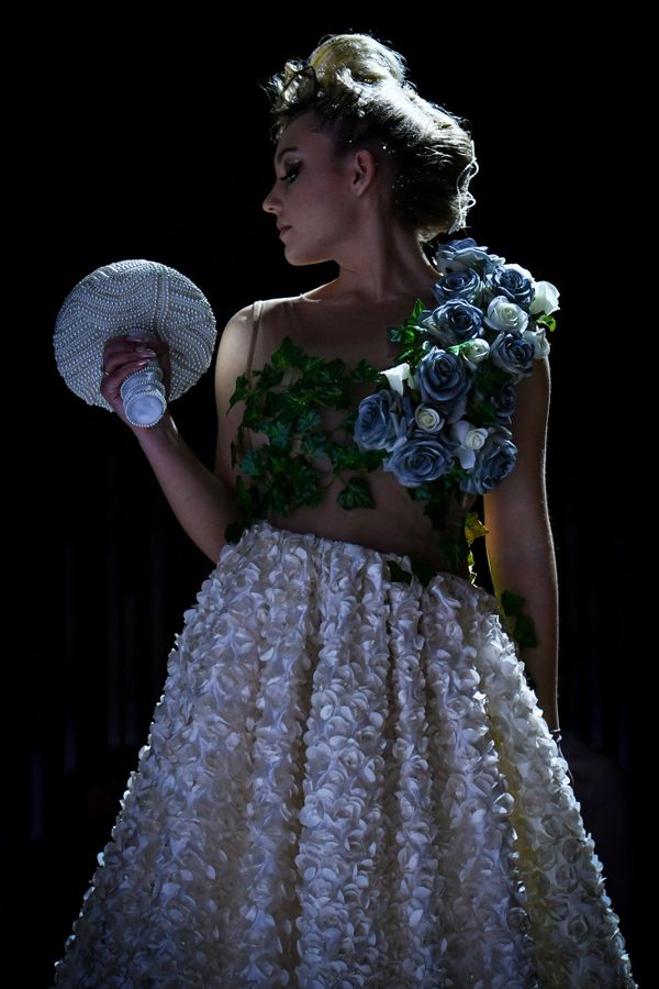 Чемпионат мира по свадебной прическе и макияжу и международный конкурс Dress of the World в Баку Чемпионат мира по свадебной прическе и макияжу и международный конкурс Dress of the World в Баку - Sputnik Азербайджан