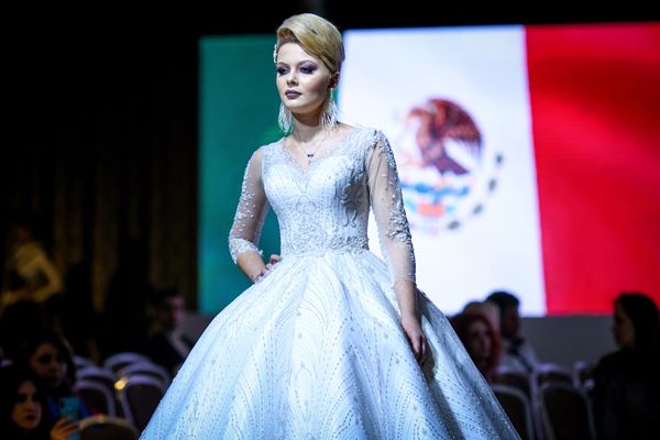 Чемпионат мира по свадебной прическе и макияжу и международный конкурс Dress of the World в Баку Чемпионат мира по свадебной прическе и макияжу и международный конкурс Dress of the World в Баку - Sputnik Азербайджан