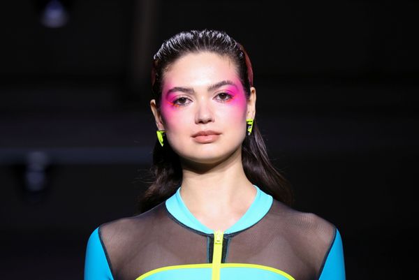 Показ коллекции модного дома Chromat на Неделе моды в Нью-Йорке - Sputnik Азербайджан