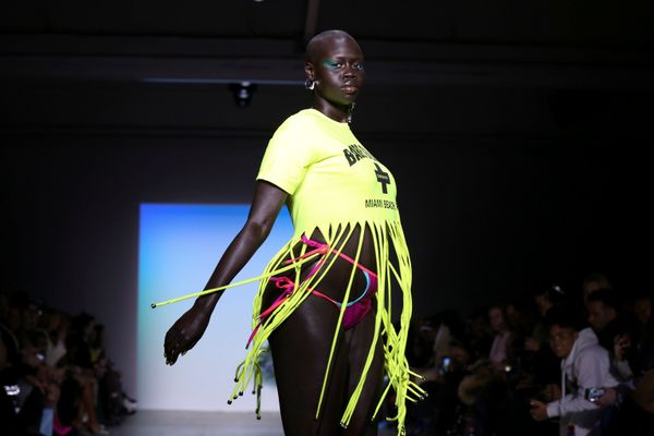 Показ коллекции модного дома Chromat на Неделе моды в Нью-Йорке - Sputnik Азербайджан