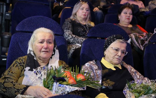 В кинотеатре премиум класса CinemaPlus в Gənclik Mall прошло мероприятие, посвященное 75-летию снятия блокады Ленинграда - Sputnik Азербайджан
