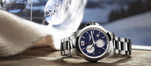 Новая модель часов Longines The Conquest Chronograph by Mikaela Shiffrin  - Sputnik Азербайджан