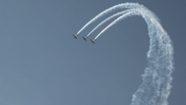 Авиашоу на выставке Aero India-2019 - Sputnik Азербайджан