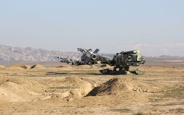 Подразделения ПВО провели учения с боевой стрельбой - Sputnik Азербайджан