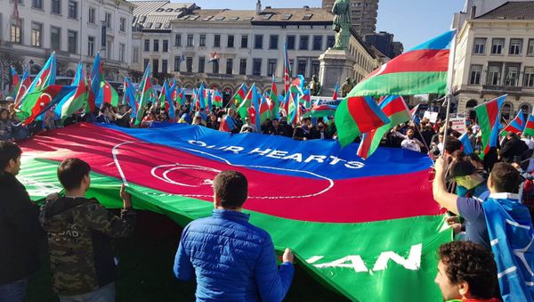 В Брюсселе начался всеевропейский карабахский митинг - Sputnik Азербайджан