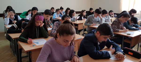 В школе № 11 города Сумгаита прошла Олимпиада по русскому языку и литературе - Sputnik Азербайджан