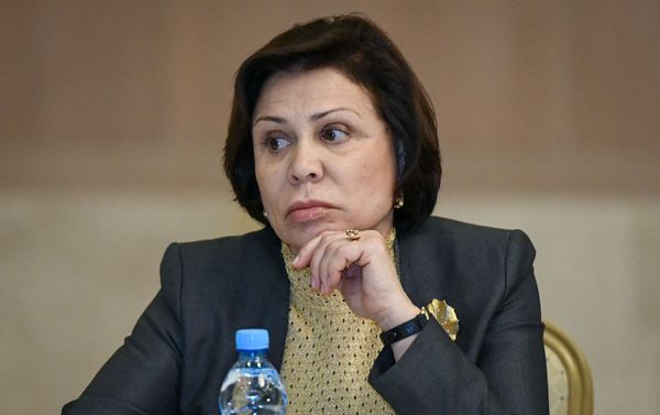 Конференция Построение общего будущего, поиск общего прошлого и развитие общего настоящего - Ирина Роднина - Sputnik Азербайджан