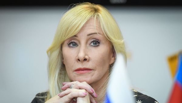 Пушкина Оксана Викторовна - заместитель председателя комитета Госдумы Федерального Собрания РФ по вопросам семьи, женщин и детей - Sputnik Азербайджан