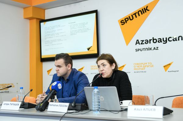 Мастер-класс для представителей печатных СМИ в рамках проекта SputnikPro - Sputnik Азербайджан