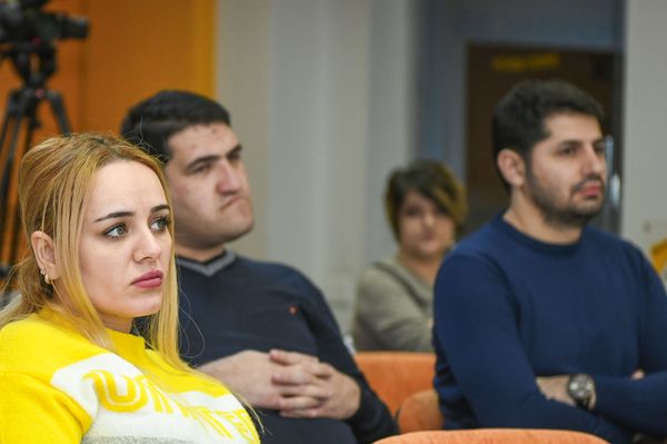 Очередной мастер-класс по онлайн-медиа для представителей азербайджанских СМИ в рамках образовательной программы SputnikPro  - Sputnik Азербайджан