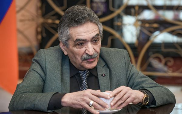 Встреча посла РФ Михаила Бочарникова со студентами БСУ - Sputnik Азербайджан
