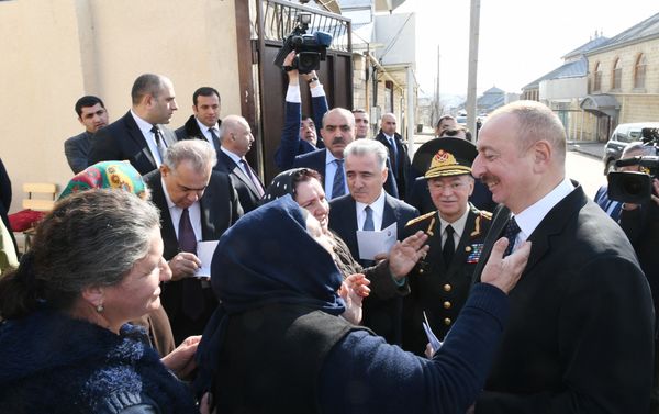 İlham Əliyev Şamaxıda səfərdə olub - Sputnik Азербайджан