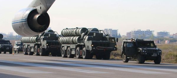 Российские противовоздушные комплексы ПВО С-400, фото из архива - Sputnik Азербайджан