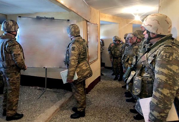 Азербайджанские военнослужащие провели разведку на местности - Sputnik Азербайджан