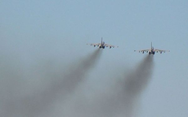 Азербайджанская армия передислоцировала боевые самолеты и вертолеты - Sputnik Азербайджан