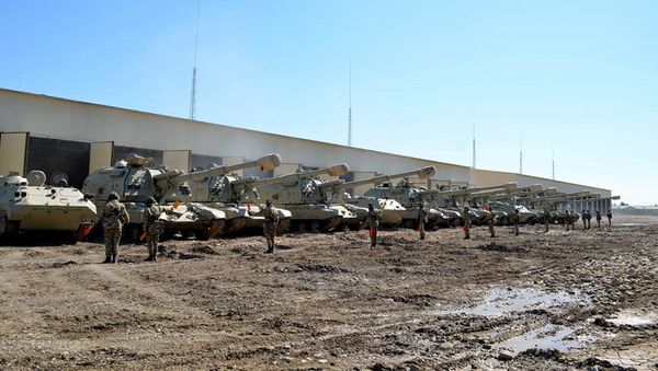 Артиллерийские дивизионы ВС Азербайджана заняли огневые позиции - Sputnik Азербайджан