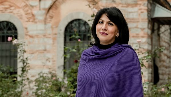 В концертном зале Cemal Reşit Rey города Стамбул 19 марта состоится мировая премьера произведения композитора Пике Ахундовой - оратории на гасид Su (Вода) великого азербайджанского поэта и мыслителя XVI века Мухаммеда Физули - Sputnik Азербайджан
