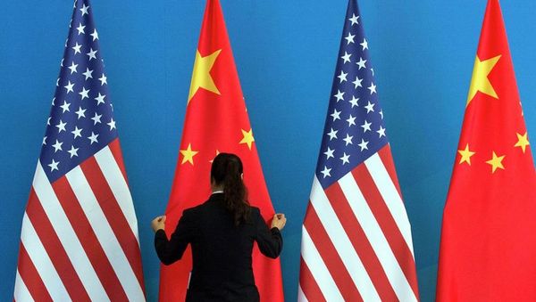 Флаги Сша и Китая - Sputnik Азербайджан