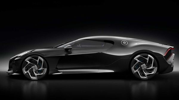 Bugatti представили самую дорогую машину  - Sputnik Азербайджан