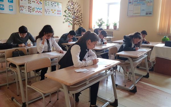 ХI республиканская Олимпиада по русскому языку и литературе прошла в школе № 2 имени М.А.Сабира города Евлаха - Sputnik Азербайджан