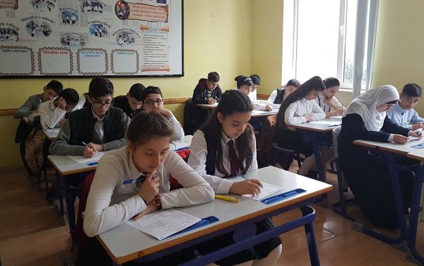 ХI республиканская Олимпиада по русскому языку и литературе прошла в Технико-гуманитарном лицее имени Р. Мурадова города Мингечевира - Sputnik Азербайджан