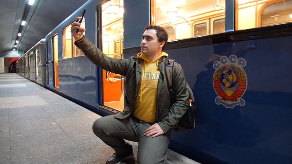 Праздник в бакинской подземке: запущены ретро-вагоны - Sputnik Азербайджан