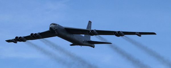 Бомбардировщик Boeing B-52H Stratofortress, фото из архива - Sputnik Азербайджан