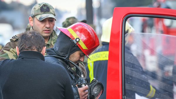 Пожар в торговом центре Диглас - Sputnik Азербайджан