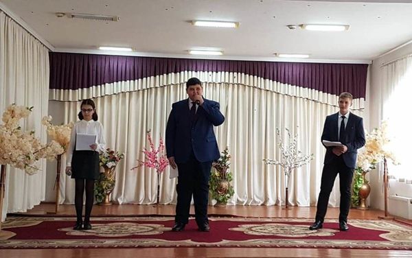 ХI республиканская Олимпиада по русскому языку и литературе прошла в школе-лицее № 8 города Хачмаза - Sputnik Азербайджан