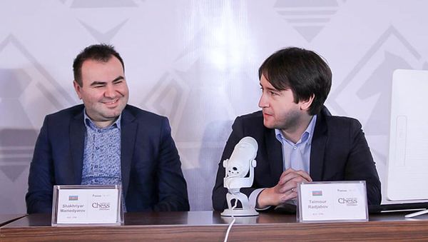 Шахрияр Мамедъяров и Теймур Раджабов в ходе пресс-конференции - Sputnik Азербайджан