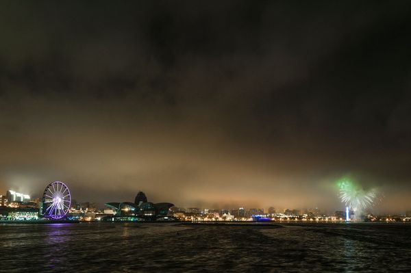 Салют в честь 10-миллионного жителя Азербайджана в Приморском национальном парке Салют в честь 10-миллионного жителя Азербайджана в Приморском национальном парке - Sputnik Азербайджан