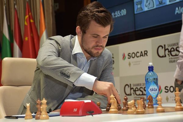 Магнус Карлсен, досрочно выигравший Мемориал Гашимова: вы живете в мою эпоху - Sputnik Азербайджан