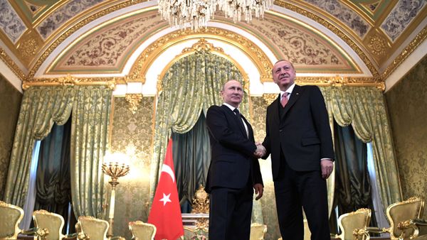 Президент РФ Владимир Путин и президент Турции Реджеп Тайип Эрдоган во время встречи - Sputnik Азербайджан