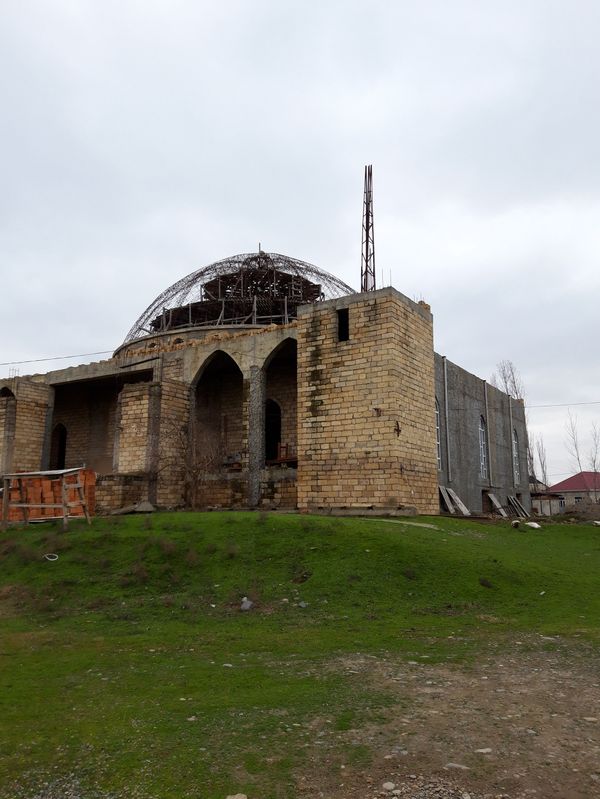 Верующие в Бейлагане тридцать лет остаются без своей мечети и ахунда - Sputnik Азербайджан