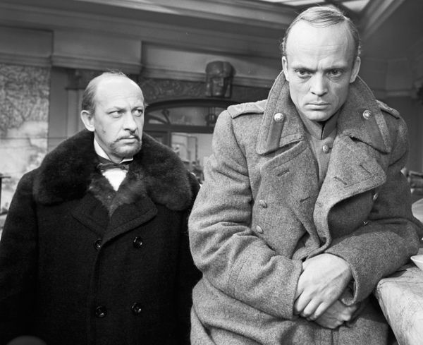 От судьбы не убежишь: Владислав Дворжецкий пришел к славе почти случайно - Sputnik Азербайджан