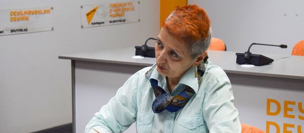 Гюльнара Инандж, директор Международного онлайн аналитического центра Этноглобус - Sputnik Азербайджан