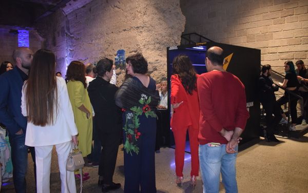 В Баку стартовала Azerbaijan Fashion Week - Sputnik Азербайджан