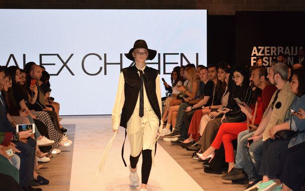 В Баку стартовала Azerbaijan Fashion Week - Sputnik Азербайджан