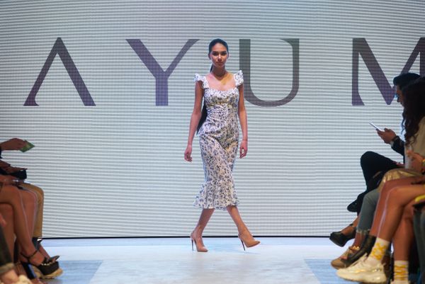 В Баку стартовала Azerbaijan Fashion Week В Баку стартовала Azerbaijan Fashion Week - Sputnik Азербайджан