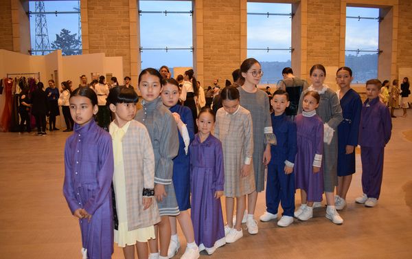 Второй день Azerbaijan Fashion Week - Sputnik Азербайджан
