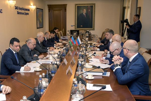 Россия направит грузы по железной дороге из Азербайджана в Турцию и Иран - Sputnik Азербайджан