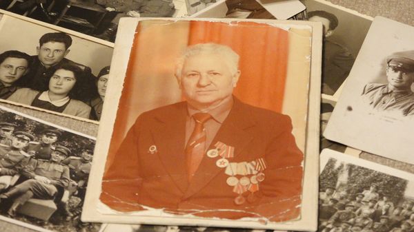 Люди, которые ковали Победу: история семьи Шнеер из Баку - Sputnik Азербайджан