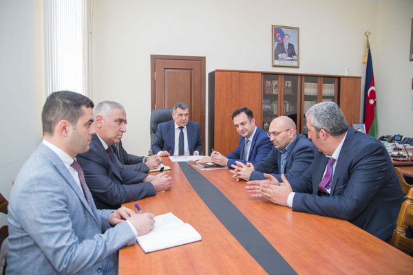 Кто не успел, тот не всегда опоздал: пчеловоды получат долгожданные субсидии - Sputnik Азербайджан