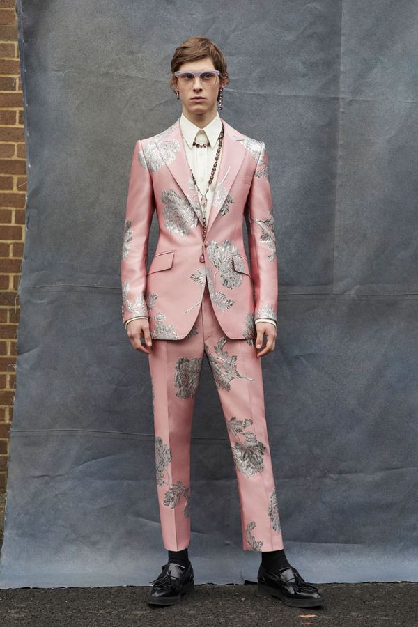 Alexander McQueen: лукбук мужской коллекции осень–зима — 2019   - Sputnik Азербайджан
