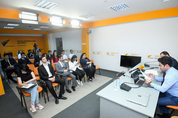 Пресс-конференция, посвященная деятельности Общества Красного полумесяца Азербайджана в Мультимедийном пресс-центре Sputnik Азербайджан - Sputnik Азербайджан