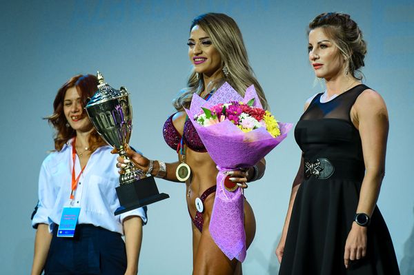 Кубок Азербайджана по Классическому бодибилдингу и Чемпионат Азербайджана по Менс Физик и Бикини фитнес - Sputnik Азербайджан